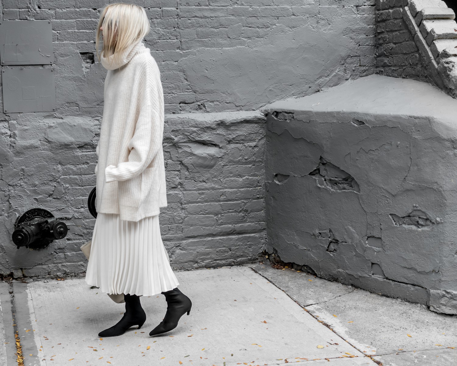 figtny.com | Oversized in Winter Whites